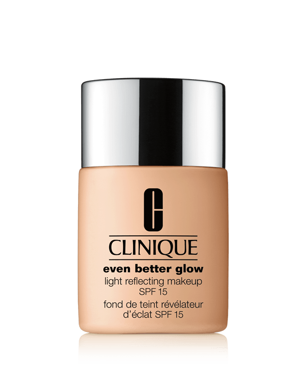 Even Better Glow™ Light Reflecting Makeup SPF 15, Nestemäinen meikkivoide joka heleyttää ihoa valoa heijastavilla pigmenteillä ja kirkastaa ihoa C-vitamiinin avulla.
