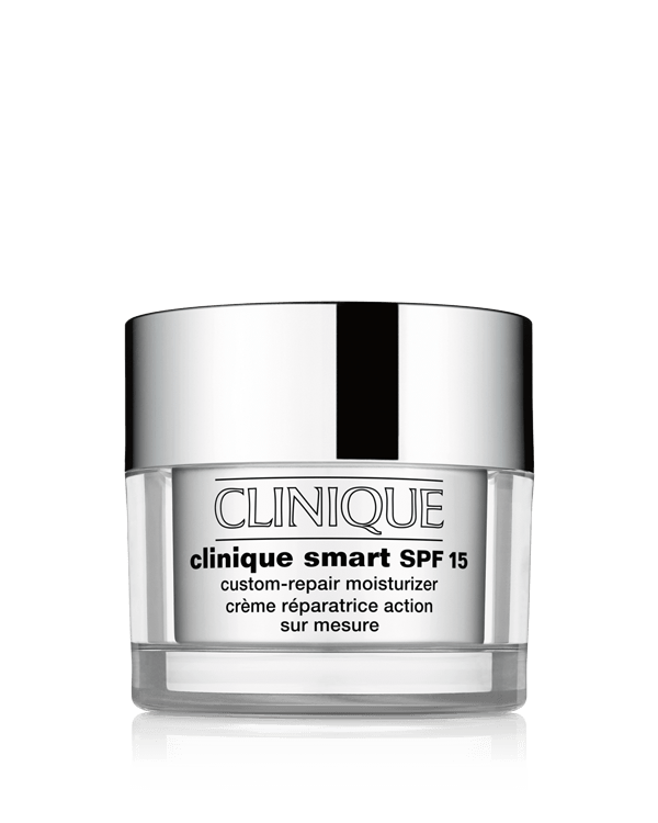Clinique Smart™ SPF 15 Custom-Repair Moisturizer, Päivävoide, joka kohdistaa tehonsa kaikkiin merkittävimpiin ikääntymisen merkkeihin. Voide kiinteyttää, kirkastaa, tasoittaa ihonsävyä, palauttaa ihon täyteläisyyden ja suojaa ihoa auringolta. SPF 15.